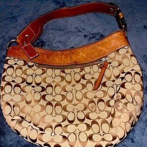 Very nice leather coach bag